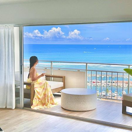 Panoramic Oceanview Resort - Full Kitchen In Each Room, 2 Swimming Pools, Onsite Restaurants, Fireworks Every Friday هونولولو المظهر الخارجي الصورة