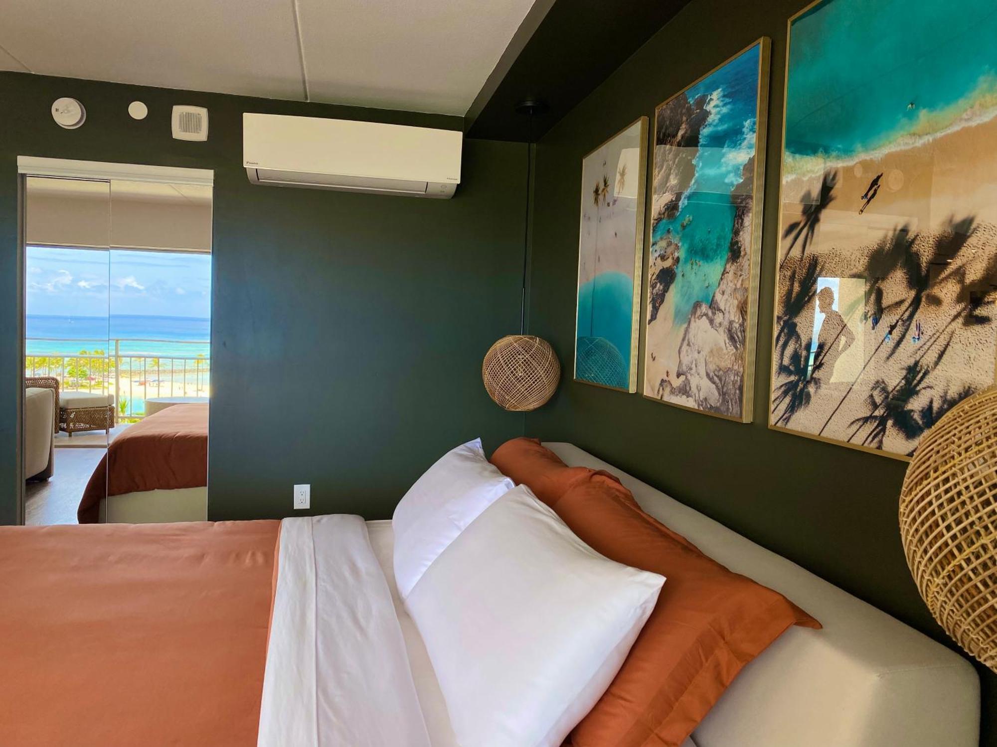 Panoramic Oceanview Resort - Full Kitchen In Each Room, 2 Swimming Pools, Onsite Restaurants, Fireworks Every Friday هونولولو المظهر الخارجي الصورة
