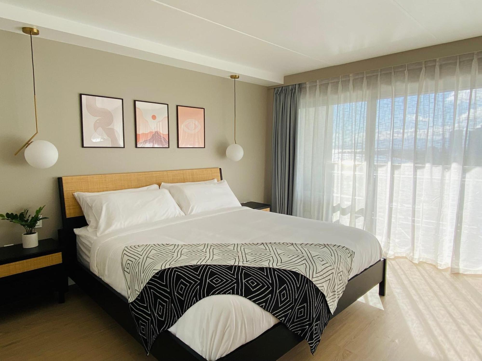 Panoramic Oceanview Resort - Full Kitchen In Each Room, 2 Swimming Pools, Onsite Restaurants, Fireworks Every Friday هونولولو المظهر الخارجي الصورة